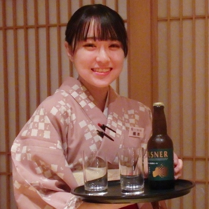川口　ひな